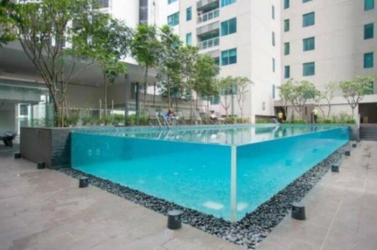 Mercu Summer Suites Klcc By Sweet Home Kuala Lumpur Exterior photo